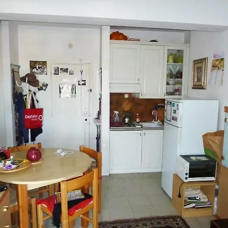 Apartment Jet